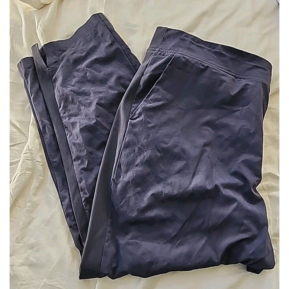 Athleta Women’s size 18 jogger pants. EUC - Picture 10 of 10